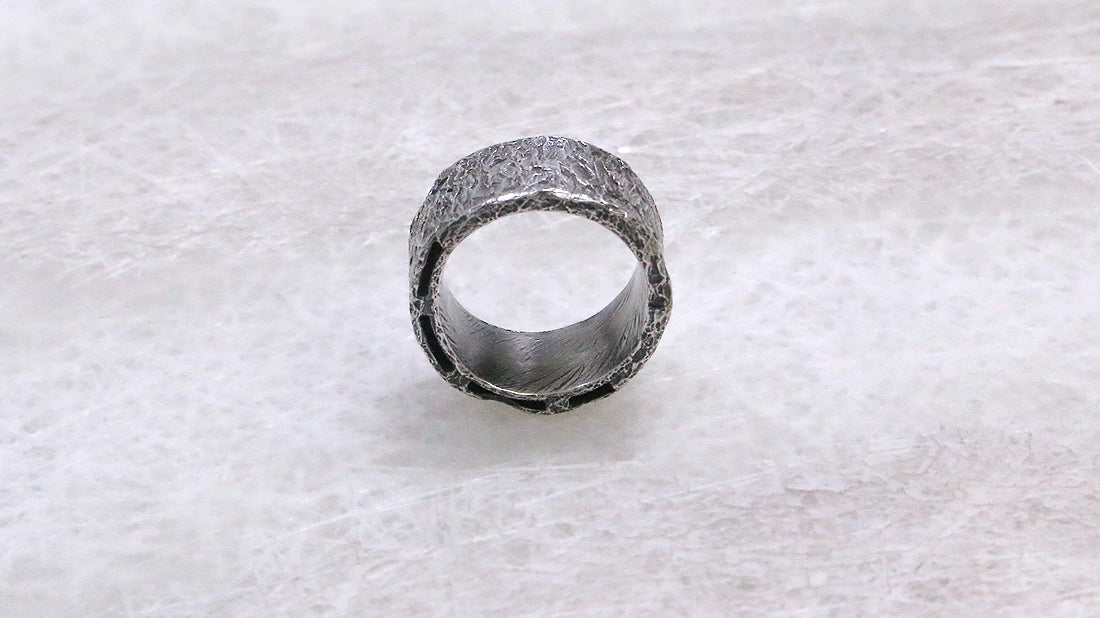 SECTION-DBS/0569 RINGS - JUOUL 