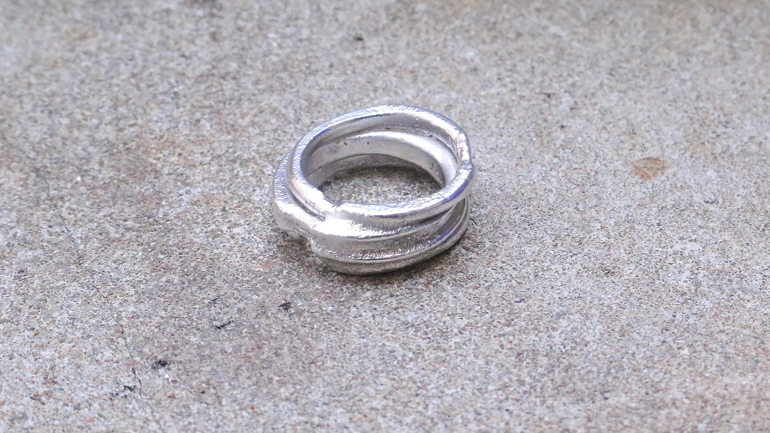 collapsed-silver-ring-01