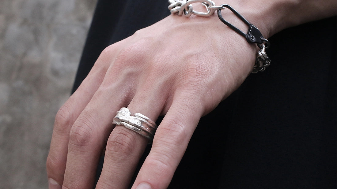 collapsed-silver-ring-01