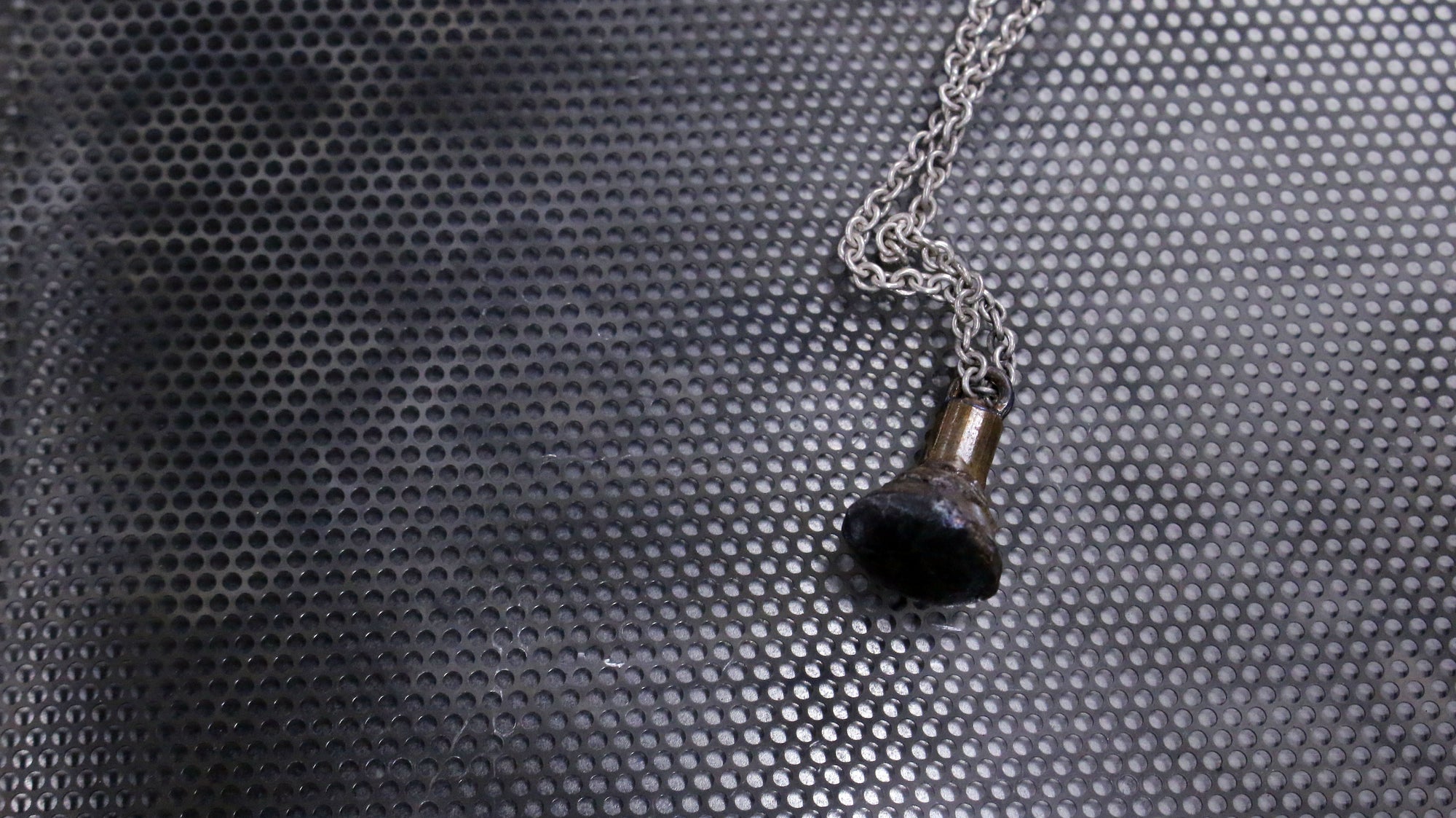 Pendulum Object Necklace 01 /CC