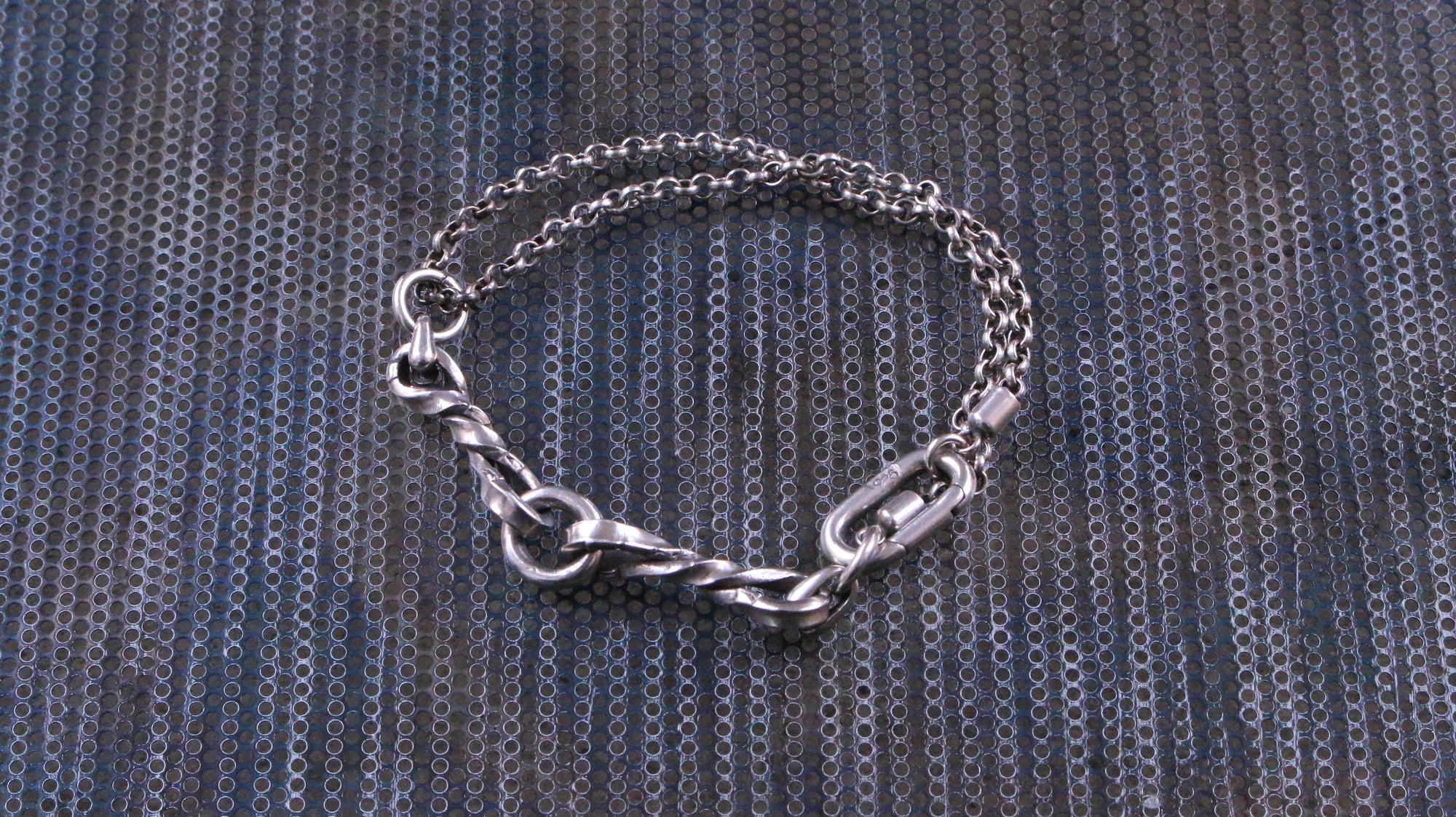 SECTION-ODS/3205 BRACELETS - JUOUL 