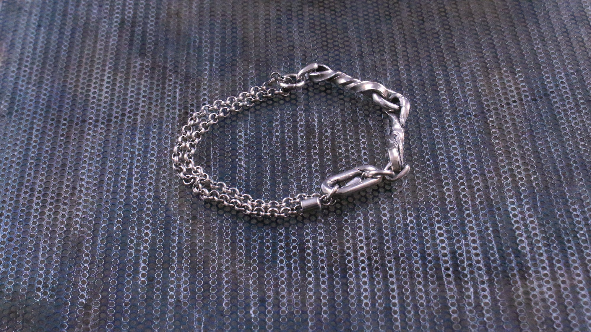 SECTION-ODS/3205 BRACELETS - JUOUL 